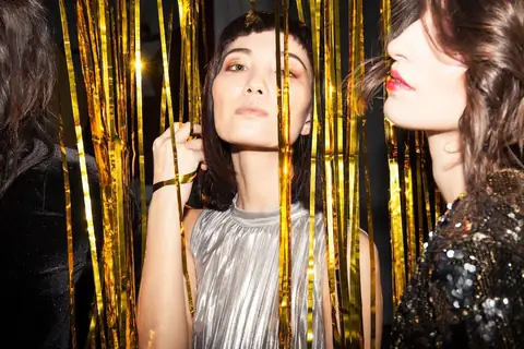 How To Style Sparkly Outfits