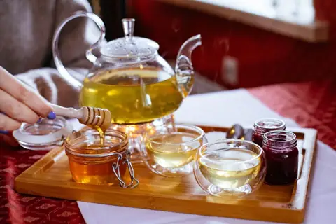 Natural Ingredients to Step up Your Skincare Routine