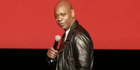 Dave Chappelle’s Bold Challenge to Katt Williams: Addressing the Unspoken in a Controversial Interview