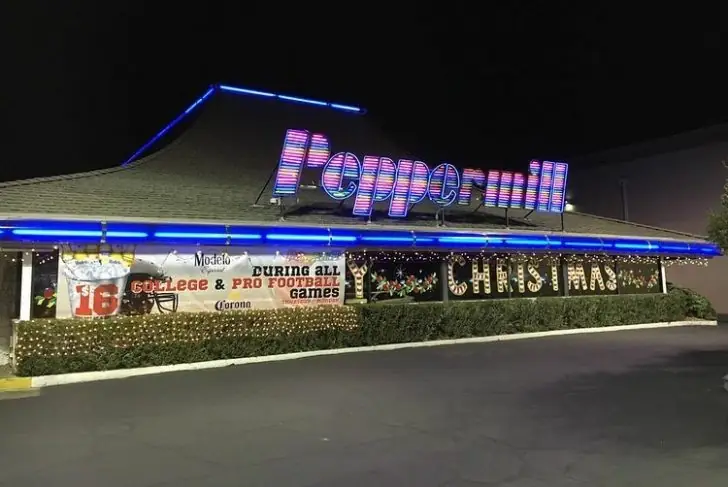 The best things to do in Las Vegas during the day, from iconic attractions to hidden gems.