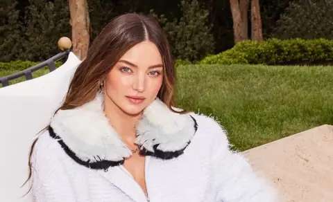 Supermodel Miranda Kerr Reveals Her Beauty Secret & ‘At-Home Health Hack’