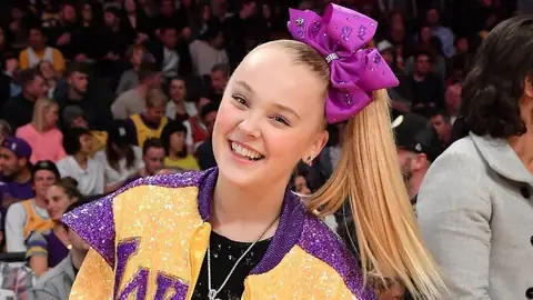 JoJo Siwa Got an Amazing Makeover from James Charles and You Probably Won’t Recognize Her