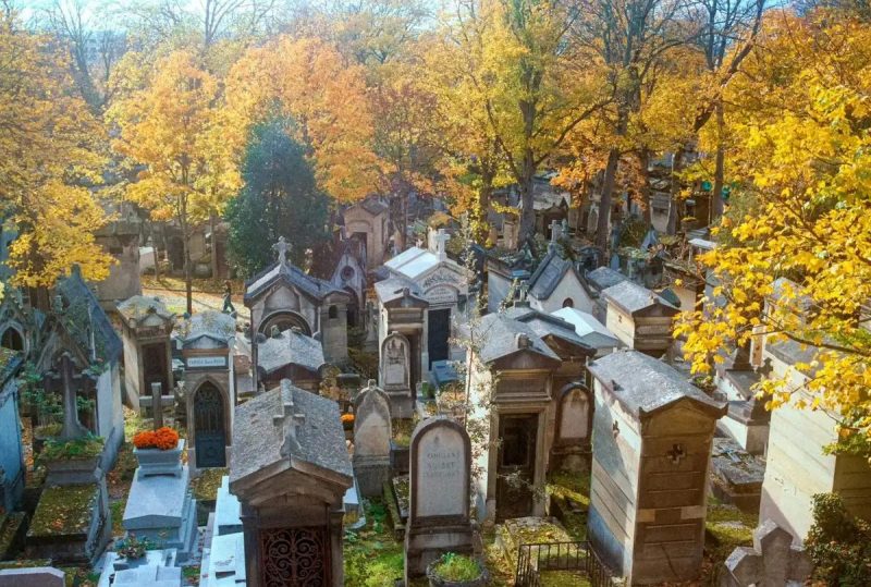 Paris Launches Lottery to Offer Historic Burial Plots